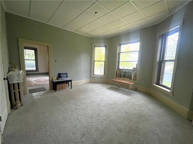 220 E Benton Street, Carrollton, MO 64633