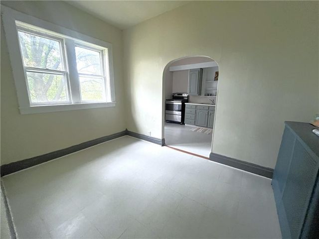 220 E Benton Street, Carrollton, MO 64633