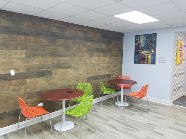 7300 N Cicero Avenue 103, Lincolnwood, IL 60712