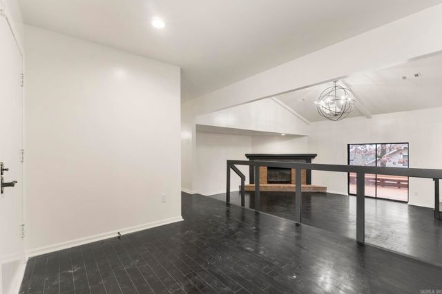 13721 Saint Charles Boulevard, Little Rock, AR 72211