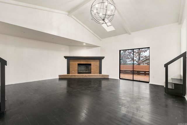 13721 Saint Charles Boulevard, Little Rock, AR 72211