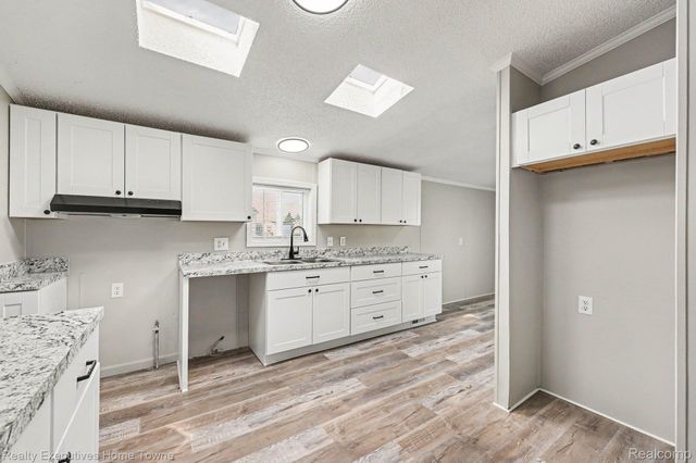 59587 Susan Ln N., New Haven Village, MI 48048