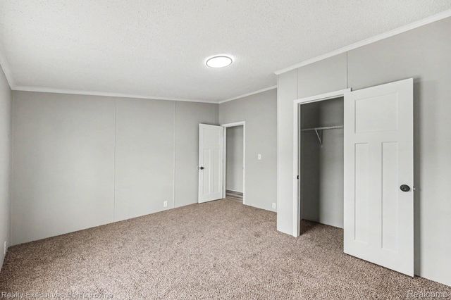 59587 Susan Ln N., New Haven Village, MI 48048