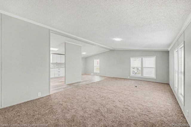 59587 Susan Ln N., New Haven Village, MI 48048