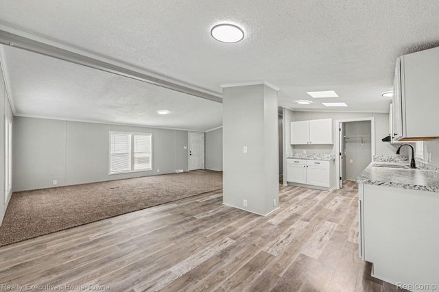 59587 Susan Ln N., New Haven Village, MI 48048