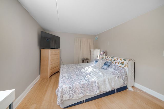 1460 Fairlane Drive 312, Schaumburg, IL 60193