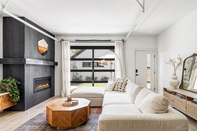 4307 Vallejo Street, Denver, CO 80211