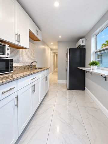 115 Walker Avenue, Greenacres, FL 33463