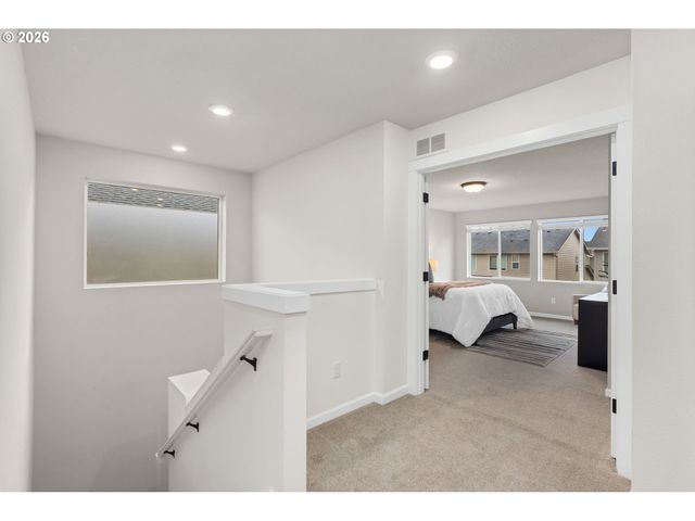 3456 BIRCH St, Forest Grove, OR 97116