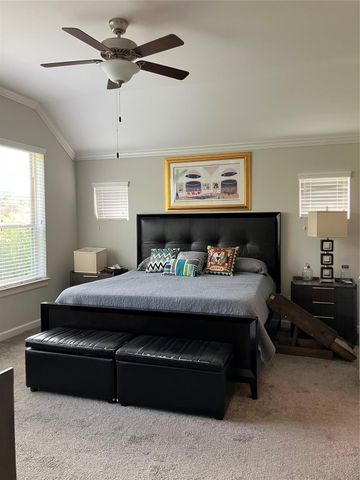 125 Saddle Drive, Houston, TX 77065