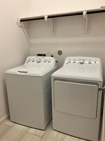 125 Saddle Drive, Houston, TX 77065