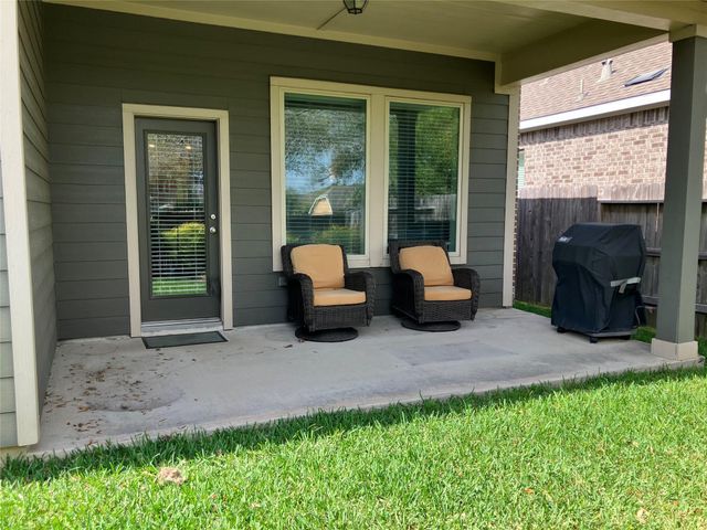 125 Saddle Drive, Houston, TX 77065