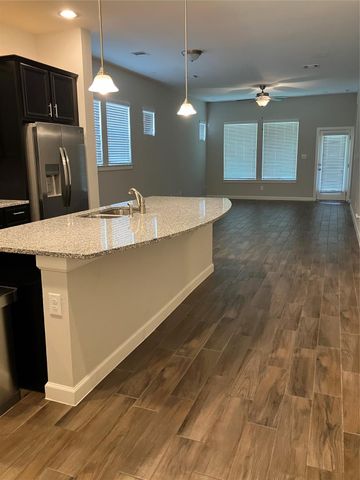 125 Saddle Drive, Houston, TX 77065