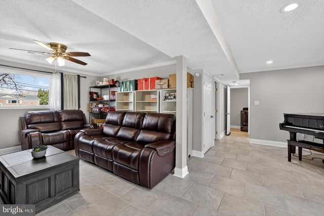 11600 PISCATAWAY RD, Clinton, MD 20735