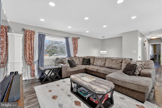 11600 PISCATAWAY RD, Clinton, MD 20735