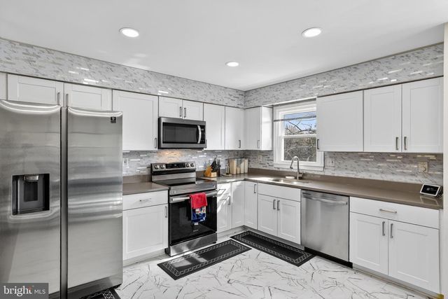 11600 PISCATAWAY RD, Clinton, MD 20735