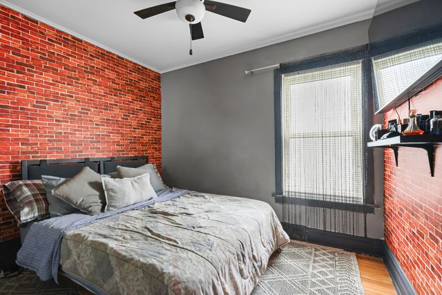 6316 W Warwick Avenue, Chicago, IL 60634