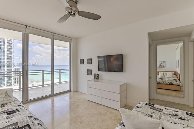 3535 S OCEAN DR 2002, Hollywood, FL 33019