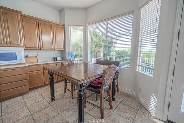 22440 Skylake Place, Saugus, CA 91390