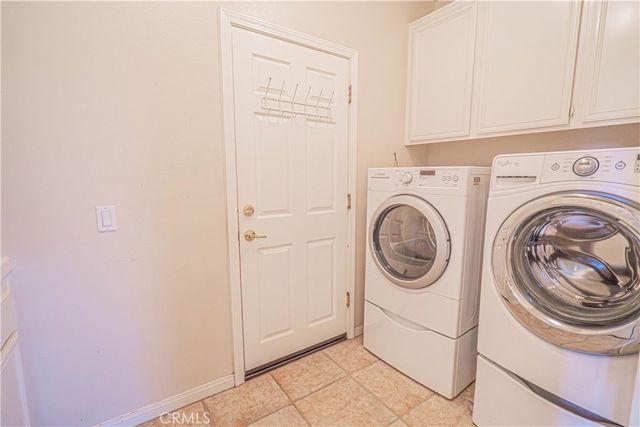 22440 Skylake Place, Saugus, CA 91390