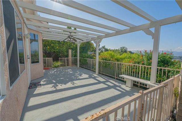 22440 Skylake Place, Saugus, CA 91390