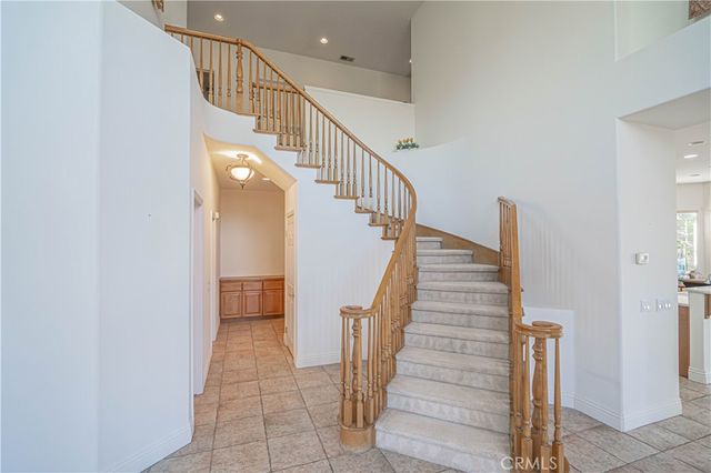 22440 Skylake Place, Saugus, CA 91390