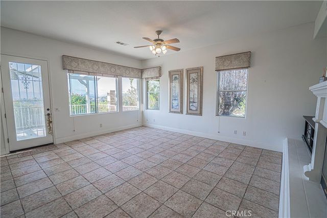 22440 Skylake Place, Saugus, CA 91390