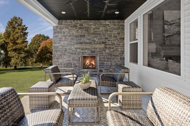 3265 WOODSTONE LANE, Avon, OH 44011