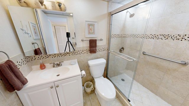 104350 Overseas Hwy Apt A402, Key Largo, FL 33037