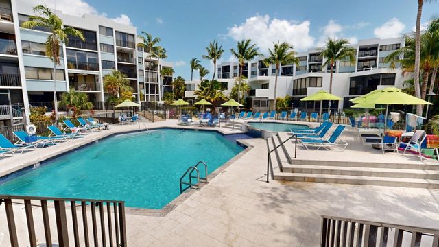 104350 Overseas Hwy Apt A402, Key Largo, FL 33037