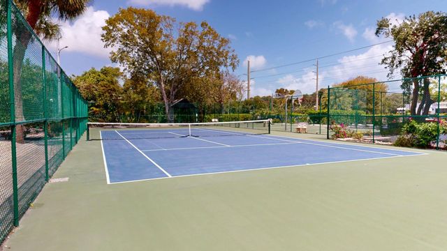 104350 Overseas Hwy Apt A402, Key Largo, FL 33037