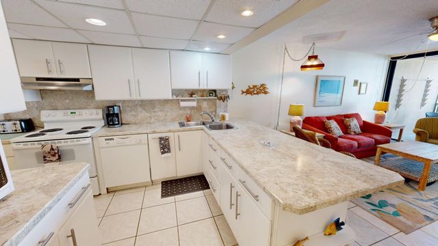 104350 Overseas Hwy Apt A402, Key Largo, FL 33037