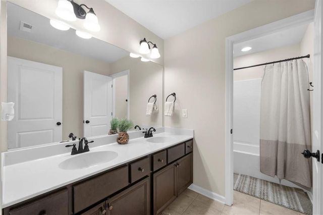 4020 Raccoon Lane, Cumming, GA 30028