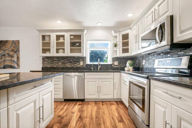 9342 TRADEWINDS AVENUE, Seminole, FL 33776