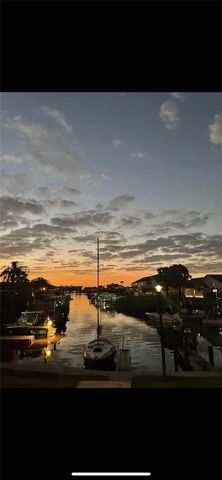 9342 TRADEWINDS AVENUE, Seminole, FL 33776