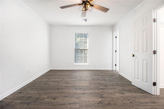 316 River Chase Drive, Jonesboro, GA 30238