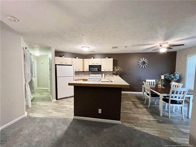 6792 Willowbrook Drive 11, Fayetteville, NC 28314