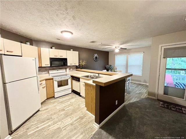 6792 Willowbrook Drive 11, Fayetteville, NC 28314