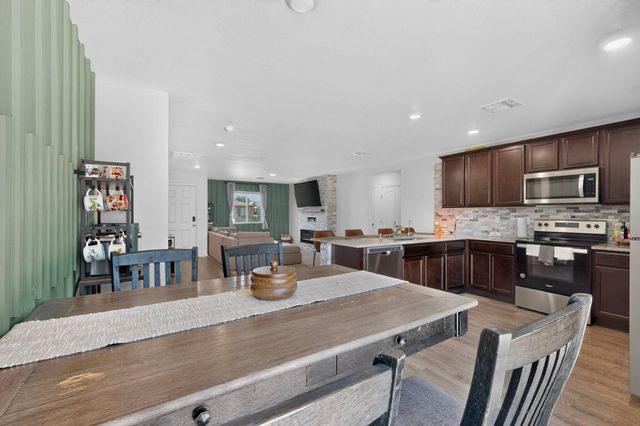 902 Camino De Las Violeta, Belen, NM 87002