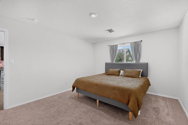 902 Camino De Las Violeta, Belen, NM 87002