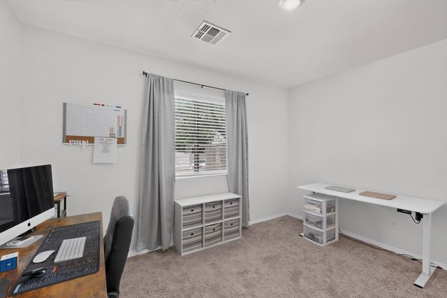 902 Camino De Las Violeta, Belen, NM 87002