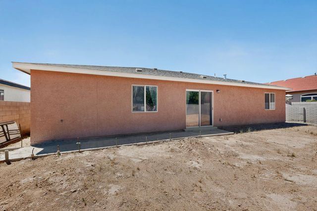 902 Camino De Las Violeta, Belen, NM 87002