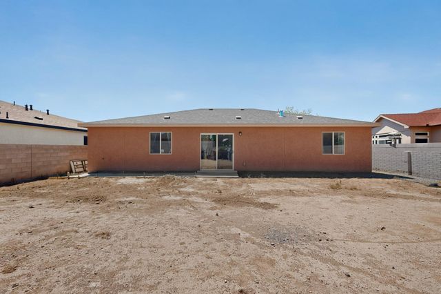 902 Camino De Las Violeta, Belen, NM 87002
