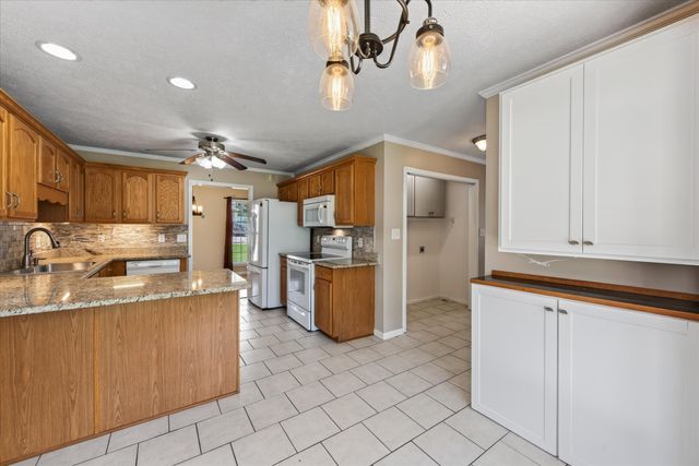 3464 Heatherwood Trace, Clarksville, TN 37040