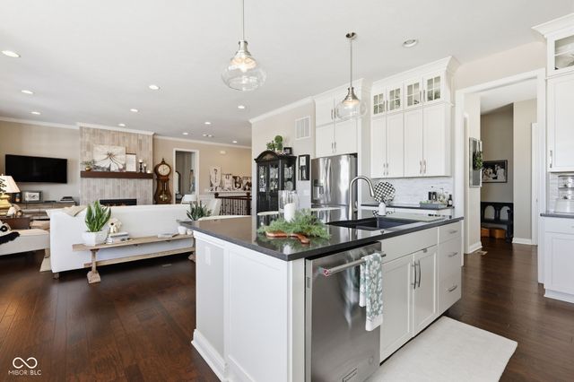 16320 Kenora Lane N, Fortville, IN 46040