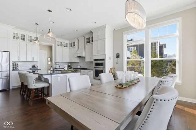 16320 Kenora Lane N, Fortville, IN 46040