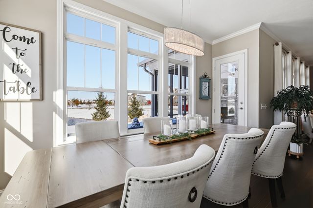 16320 Kenora Lane N, Fortville, IN 46040