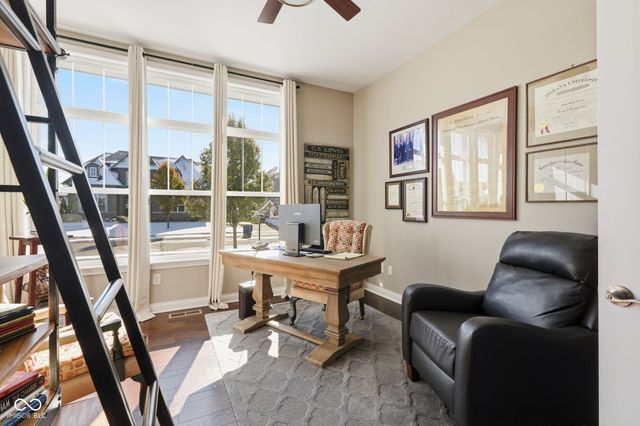 16320 Kenora Lane N, Fortville, IN 46040