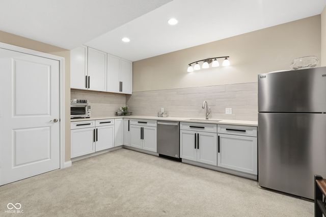 16320 Kenora Lane N, Fortville, IN 46040