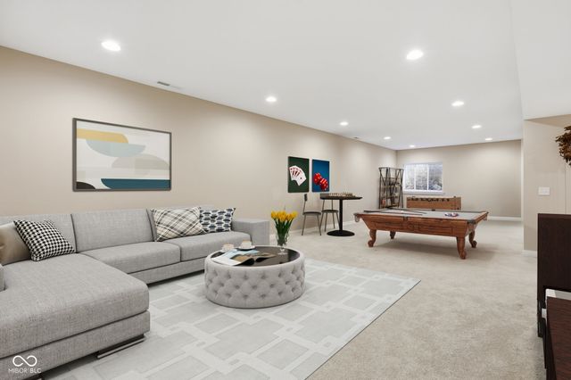 16320 Kenora Lane N, Fortville, IN 46040